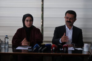 Belediye eş başkanları