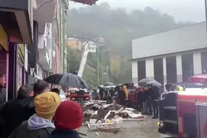 rize heyelan ekran foto 2304827 1 y1la cover.jpg