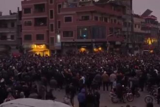 690x390cc mrk 25 12 2024 suriye aleviler protesto