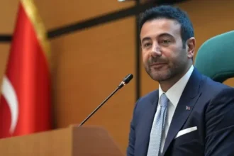 riza akpolat hq54 cover.jpg