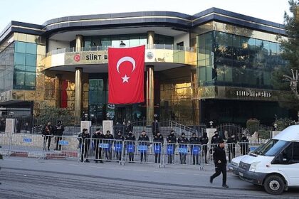 siirt belediyesi ne kayyum atandi 5300