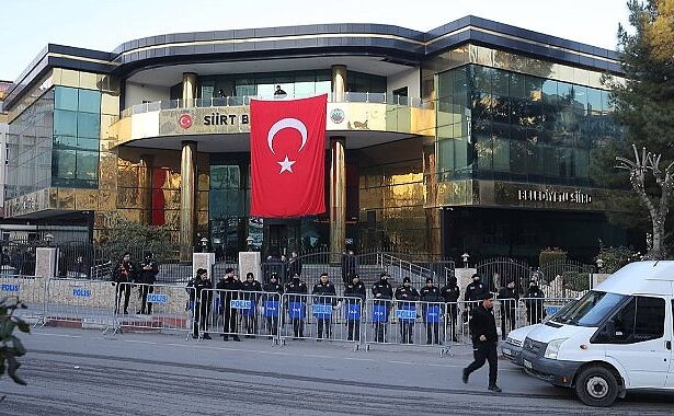 siirt belediyesi ne kayyum atandi 5300