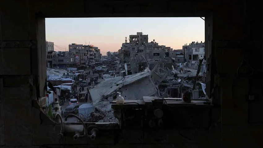Israil 16 boyunca suren saldirilar sonrasi Foto Reuters